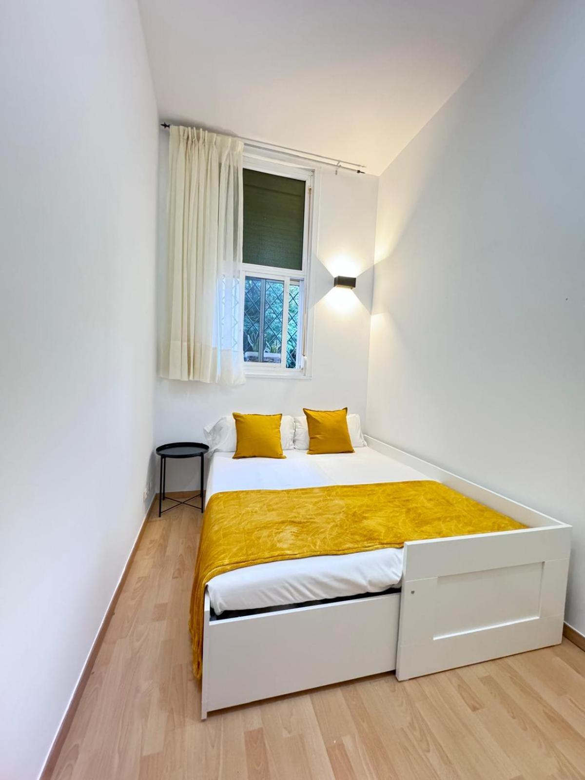 Pamis Apartament Sants, Barcelona Kültér fotó
