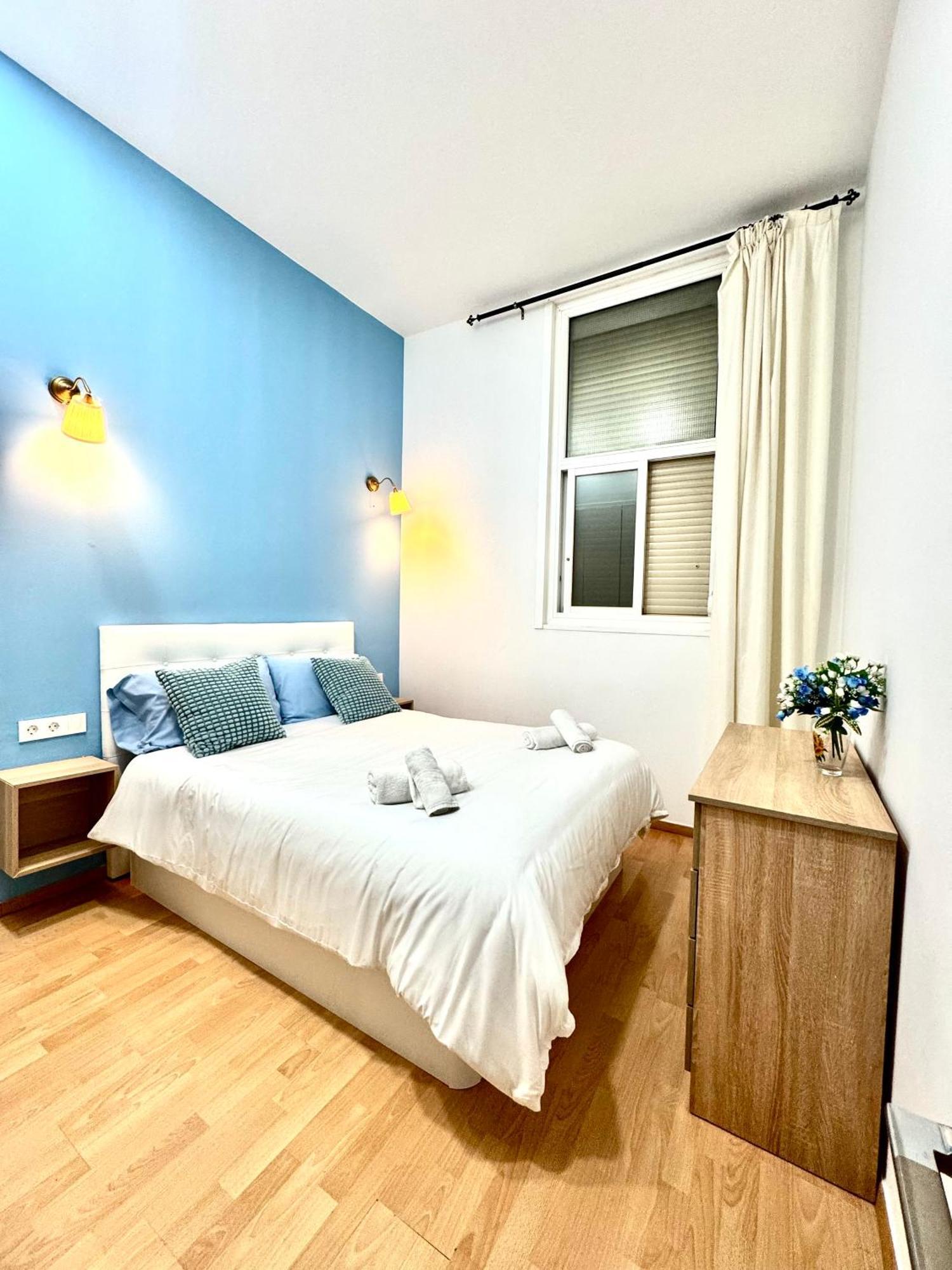 Pamis Apartament Sants, Barcelona Kültér fotó